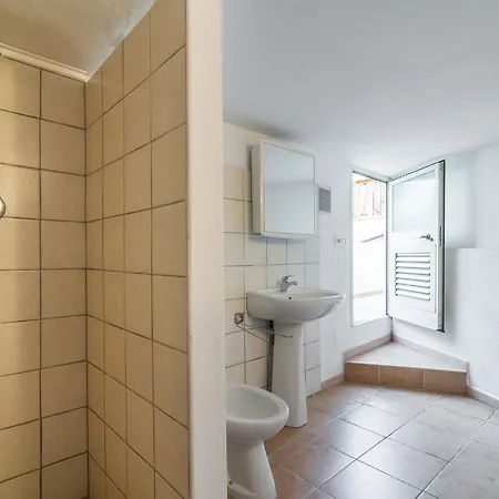 בית נופש Casa A 150 M Dalla