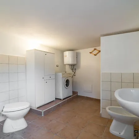 Casa A 150 M Dalla בית נופש *