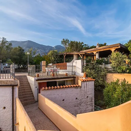 Casa A 150 M Dalla Cala Gonone