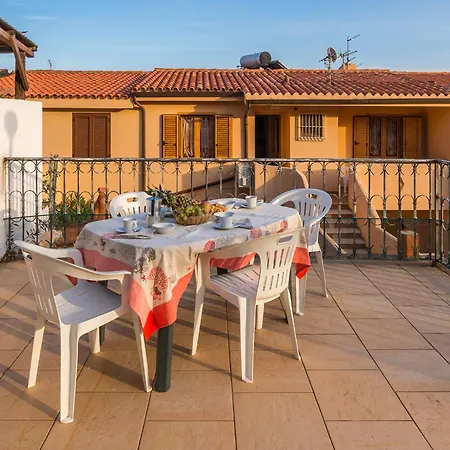 Casa A 150 M Dalla